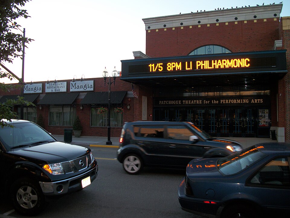 Patchogue Theatre in Patchogue